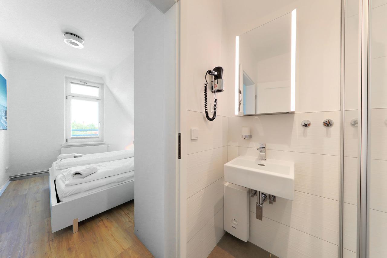 ליבק Apartment Traveblick מראה חיצוני תמונה