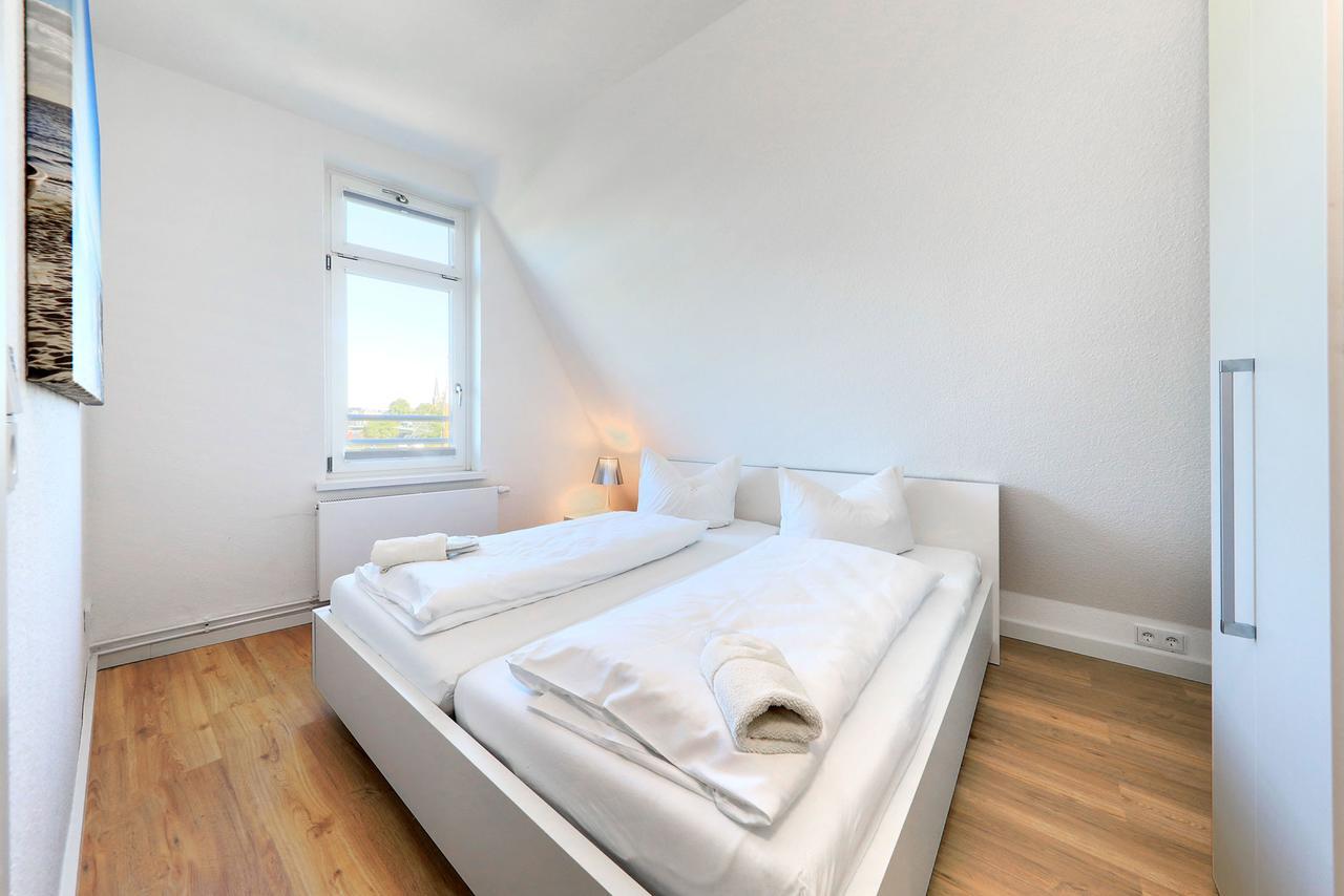 ליבק Apartment Traveblick מראה חיצוני תמונה